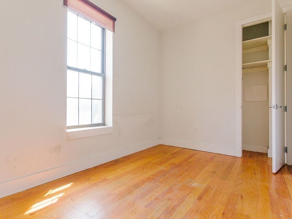 1st image of 1087 Myrtle Ave #4