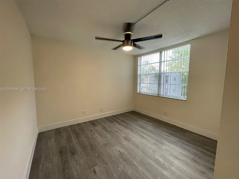 9471 Evergreen Pl #401 — Photo 26
