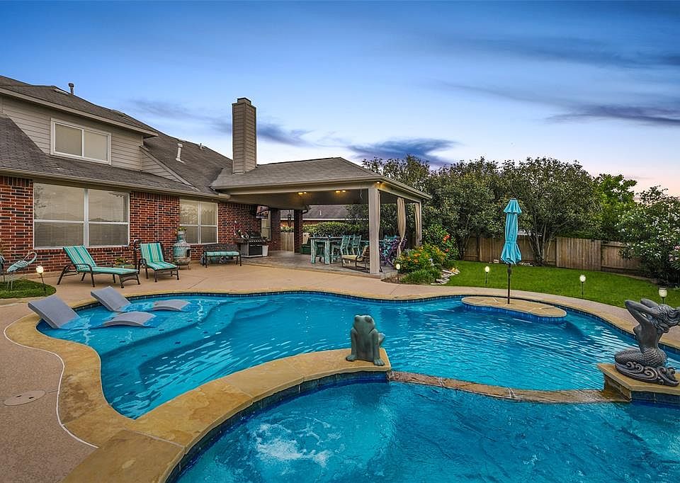 1st image of 6256 N Fawnlake Dr