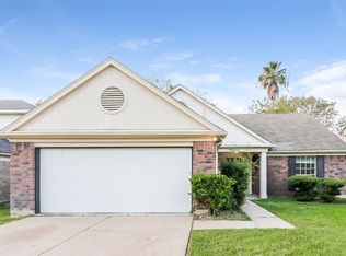 1602 Clear Valley Dr, Houston, TX 77014