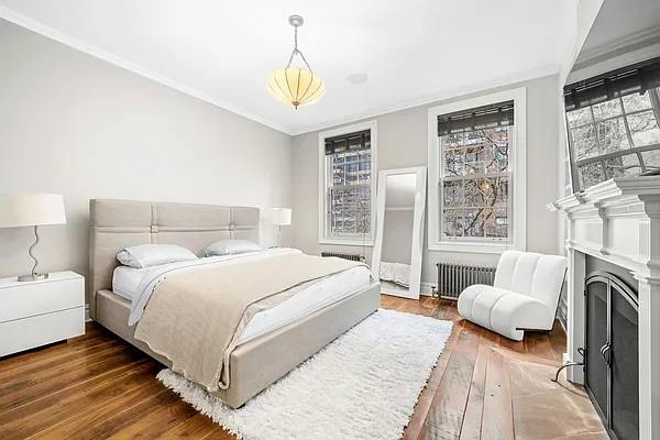 Rented by Compass | media 23