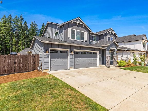 2nd image of 2628 SE 19th Ave