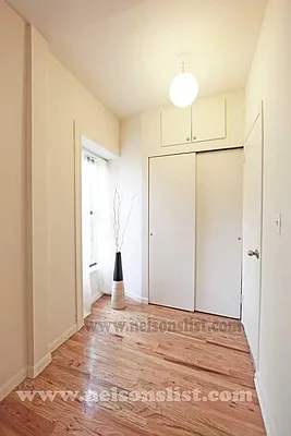 Rented by R New York | media 8