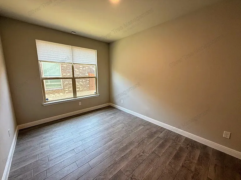 10921 Rockchapel Dr — Photo 20