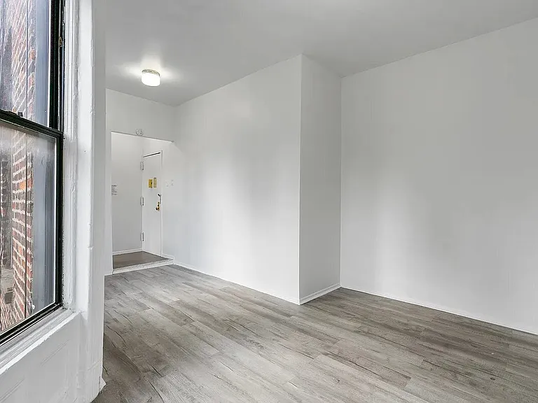 826 9th Ave #4RN — Photo 5