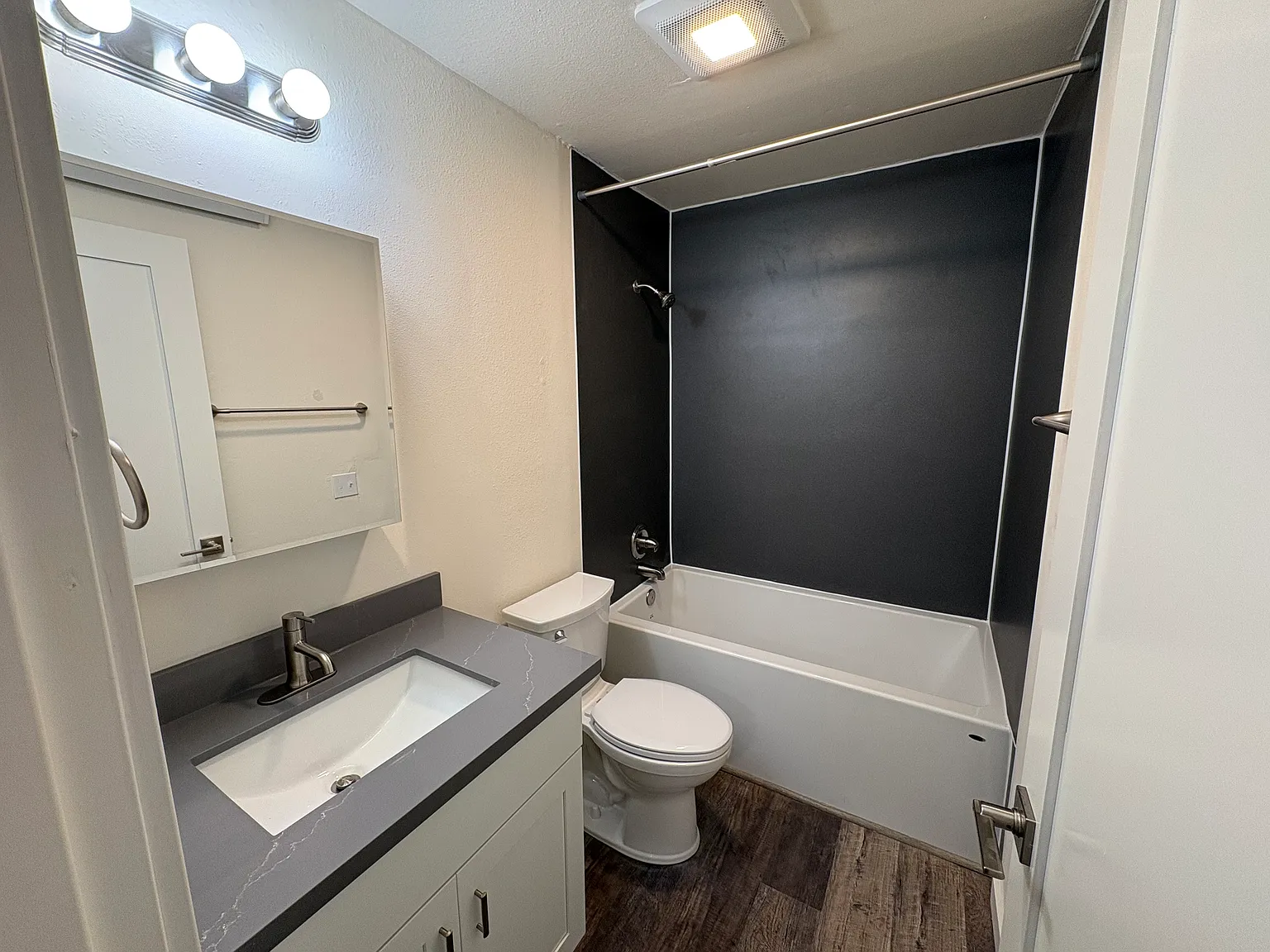 1 bed, 600 sqft, $1,295 — Photo 4