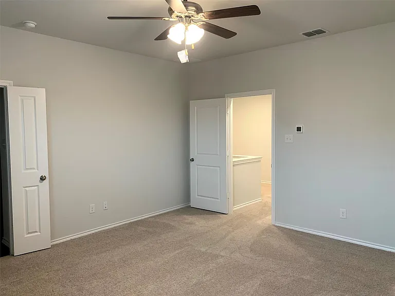 407 Milverton Dr — Photo 14