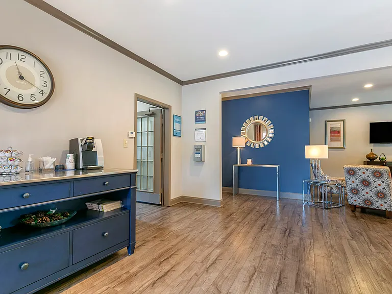 Deep River Pointe — Photo 20