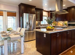 542 Sierra Vista Ave, Mountain View, CA 94043