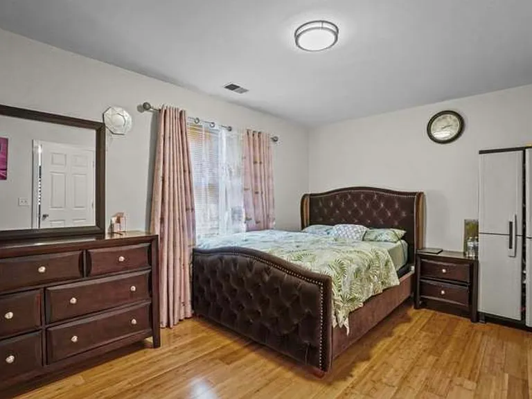 44 Ridgeway Ave — Photo 10