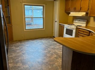 42 Iron Mine Hill Rd, Gardiner, ME 04345