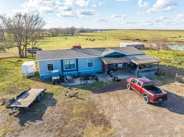426550 E 250th Rd, Chelsea, OK 74016