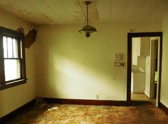 4th image of 2319 S 4th St