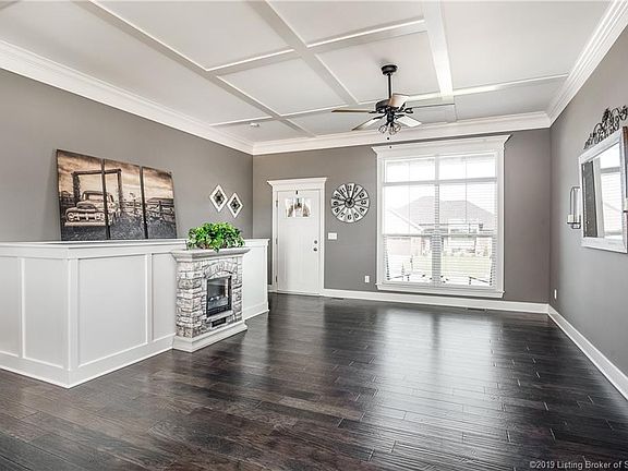 3rd image of 5828 Hartford Ln