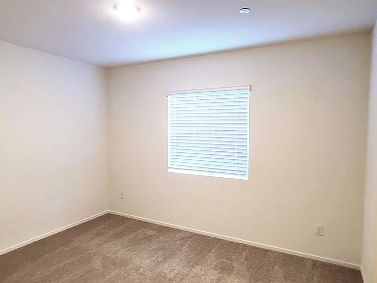 1238 Allegiance Ave — Photo 6