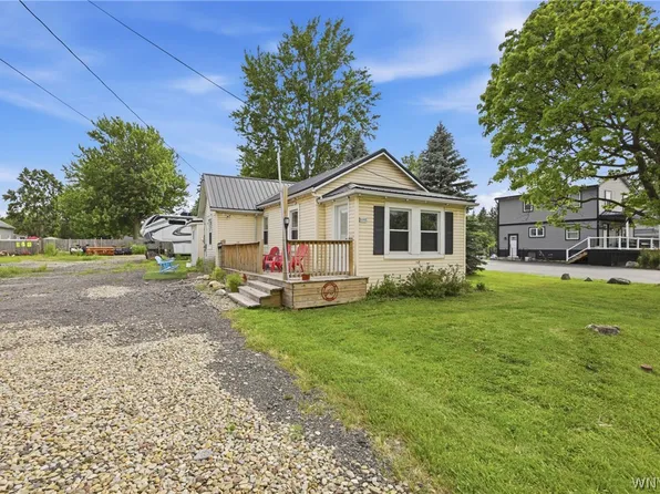 5099 Big Tree Rd, Orchard Park, NY 14127