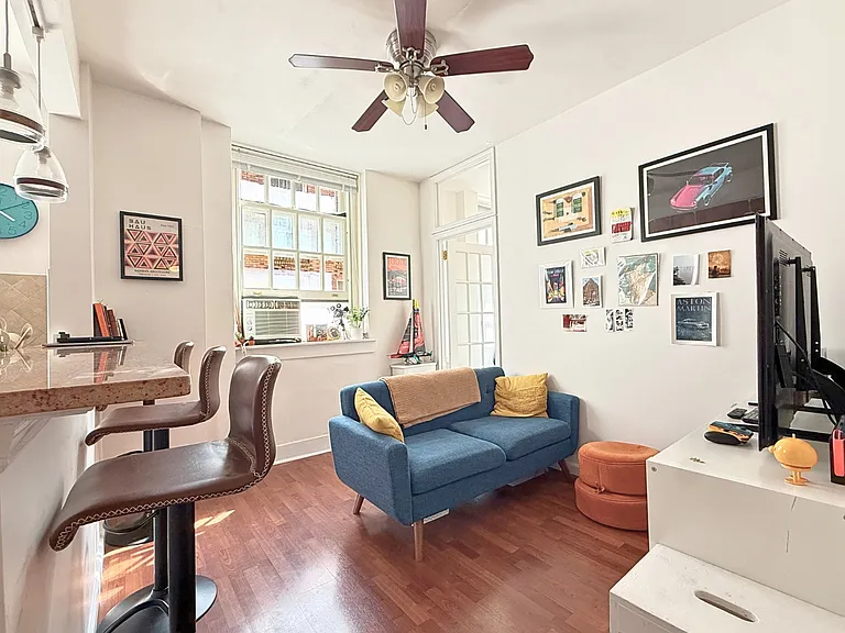 516 E 78th St #4G — Photo 3