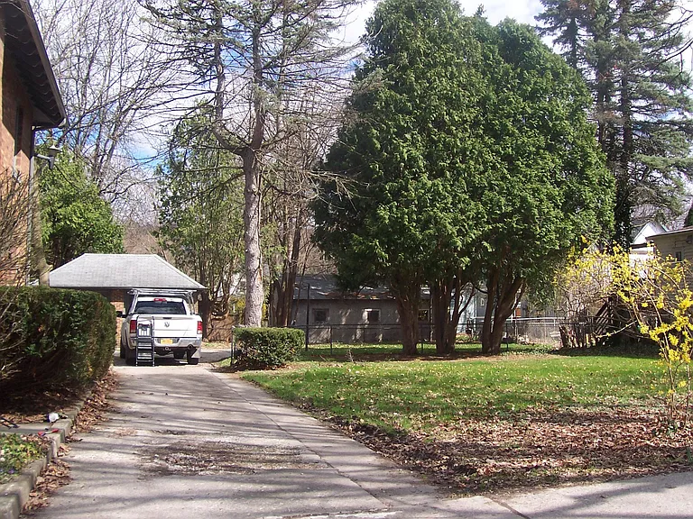 713 N Cayuga St — Photo 10