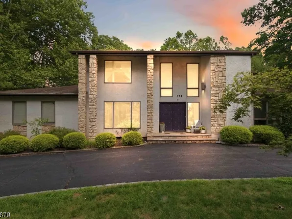 174 Brooklake Rd, Florham Park Boro, NJ 07932