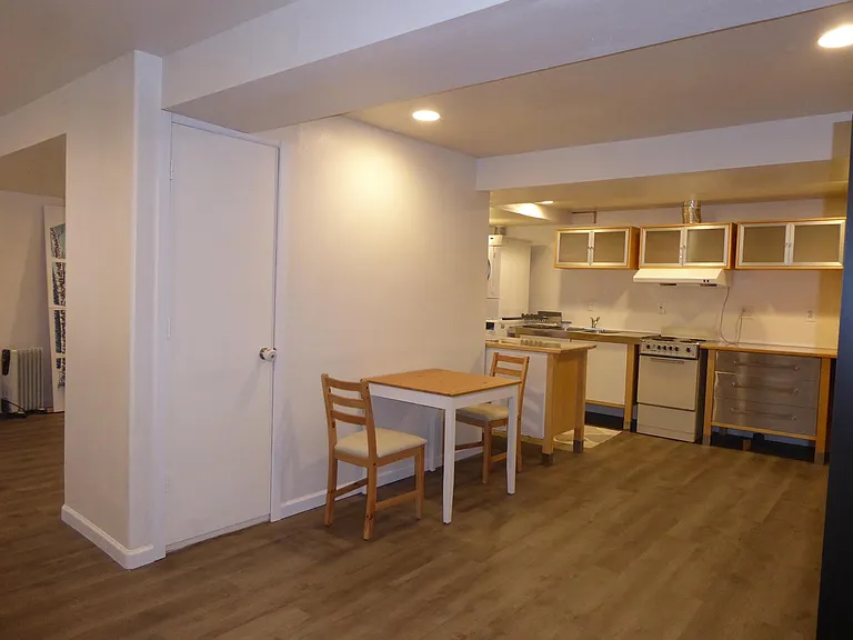 SE 38th Pl — Photo 6