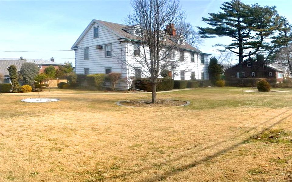 2nd image of 15230 14th Rd
