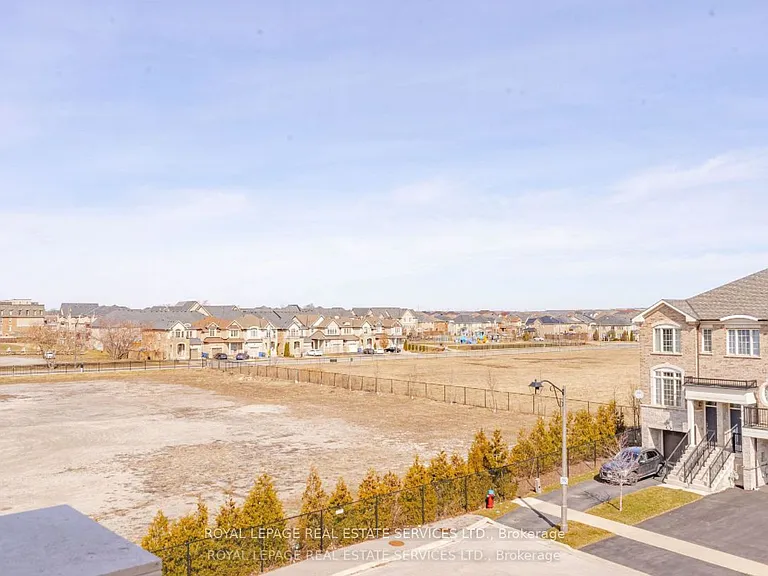 2420 Baronwood Dr #18-03 — Photo 29