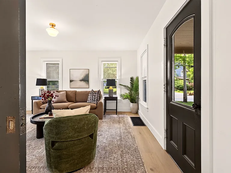 92 S Main St #92 — Photo 3