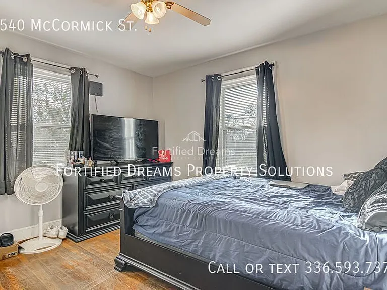 1540 McCormick St — Photo 10