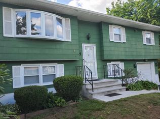 5 Vought Ave, Freehold, NJ 07728