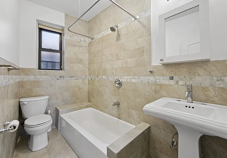 350 Cabrini Blvd #1A — Photo 9