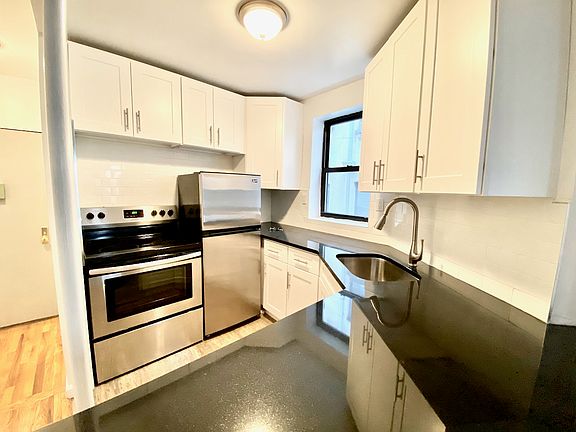 2nd image of 508 W 136th St APT 19