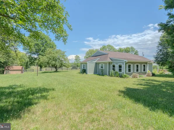 129 Ridgeway Rd, Front Royal, VA 22630