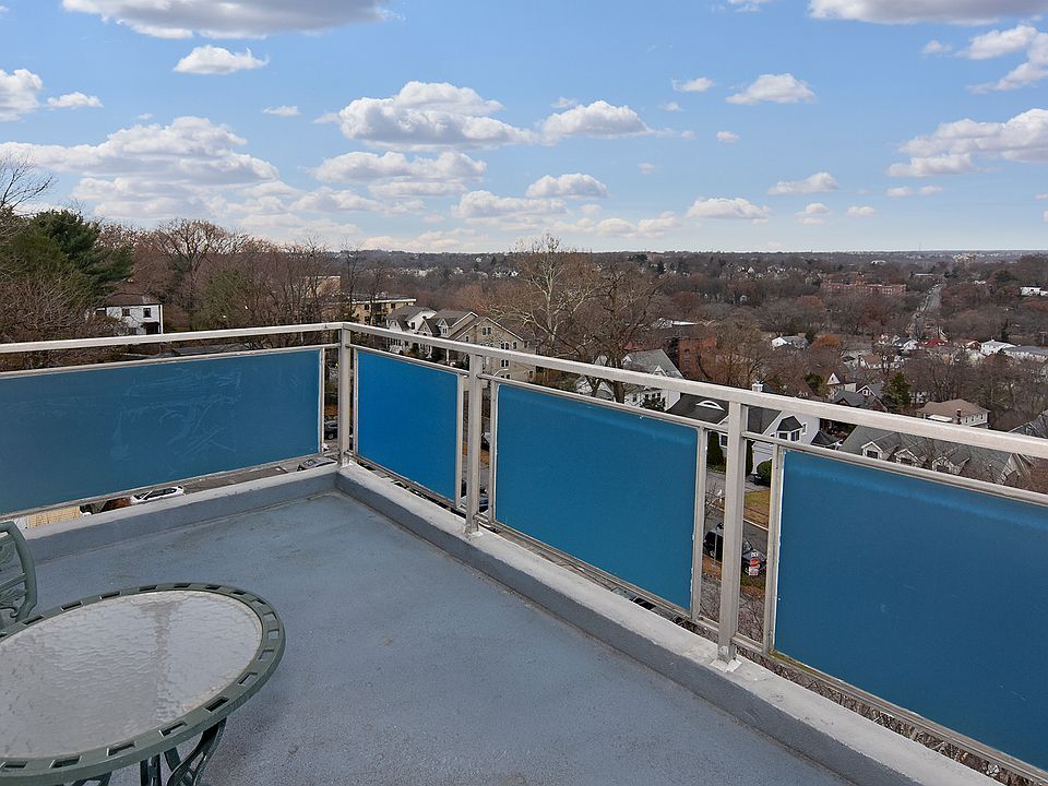 1st image of 14 Westview Ave APT 705