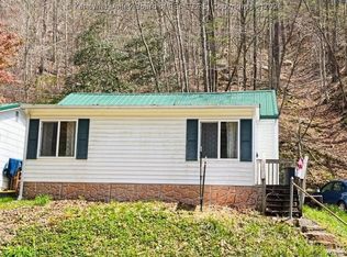 840 S Park Rd SE, Charleston, WV 25304