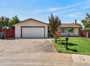 10 Bluestone Ct, Sacramento, CA 95824