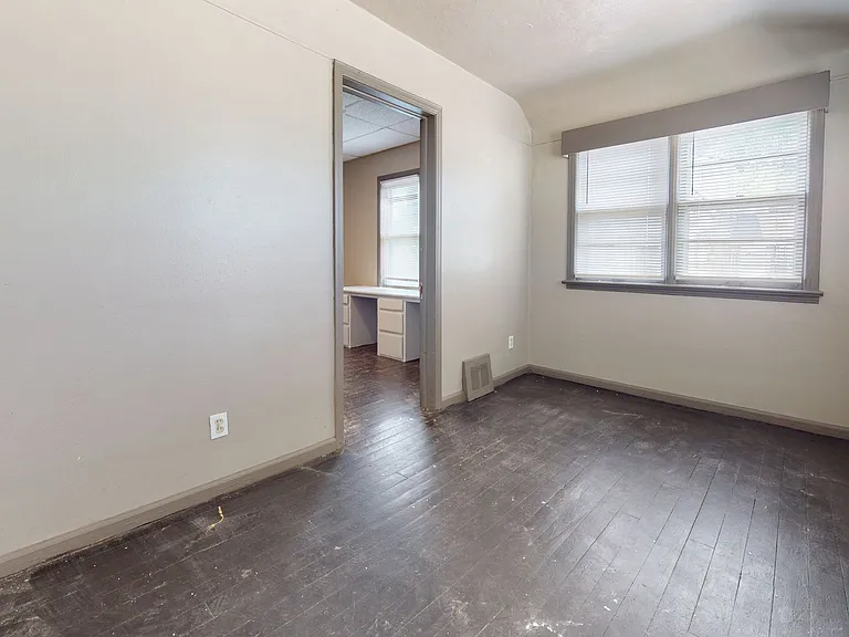 11442 Jackson Ave — Photo 17