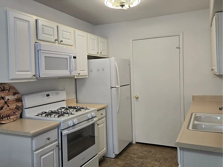 2120 Ramrod Ave #417 — Photo 6