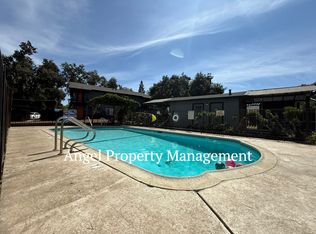 5813 Castle St, Fair Oaks, CA 95628