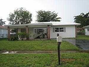 1st image of 6901 NW 81st Ct