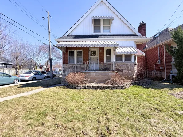 120 Longwood Rd N, Hamilton, ON L8S 3V7