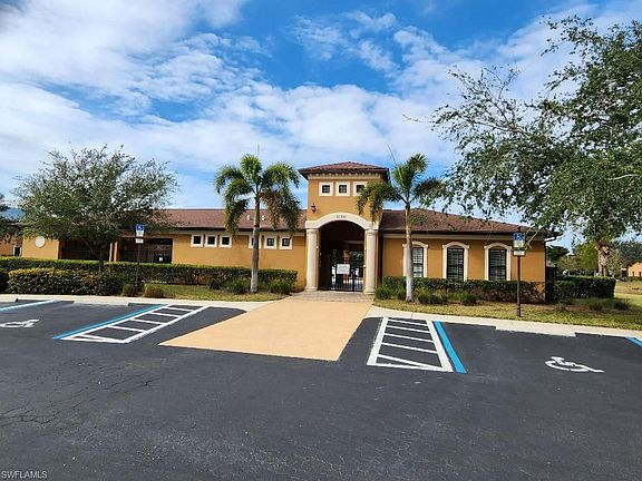 5th image of 3791 Pino Vista Way Unit 202