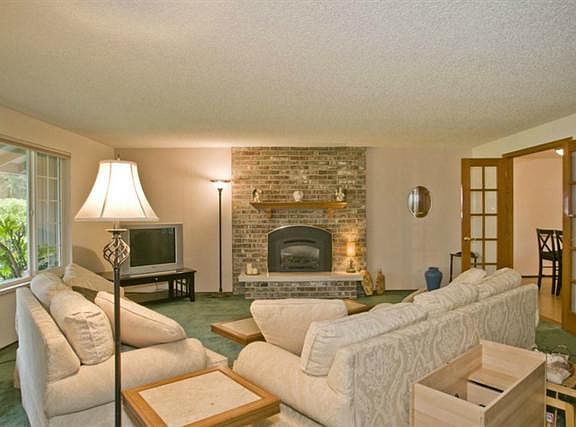 4th image of 6903 Sierra Dr SE