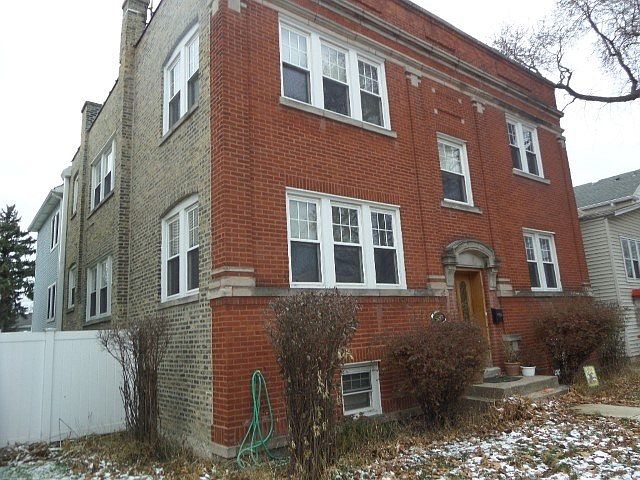 2nd image of 4530 N Kostner Ave