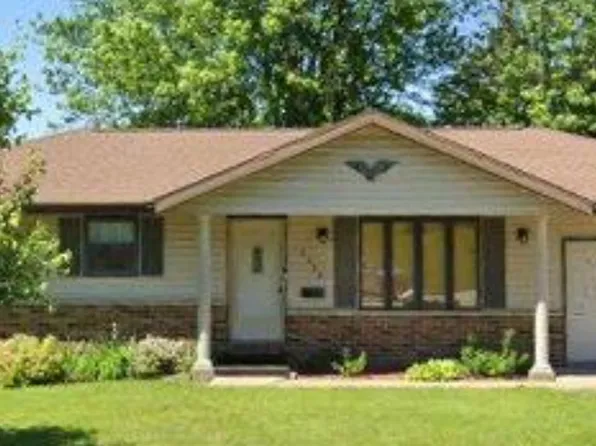 2225 Elm St, Kieler, WI 53812