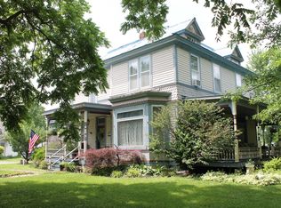 301 W School St, Hamilton, MO 64644