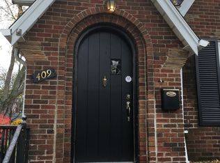 409 Calvin Ave, Grosse Pointe Farms, MI 48236