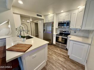 850 S River Dr UNIT 1002, Tempe, AZ 85281