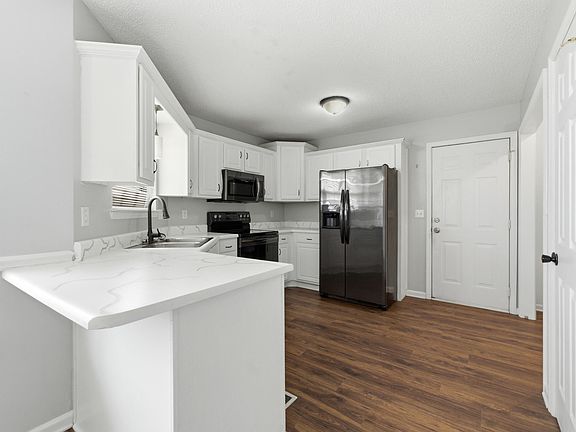 4th image of 130 Chestnut Ridge Rd