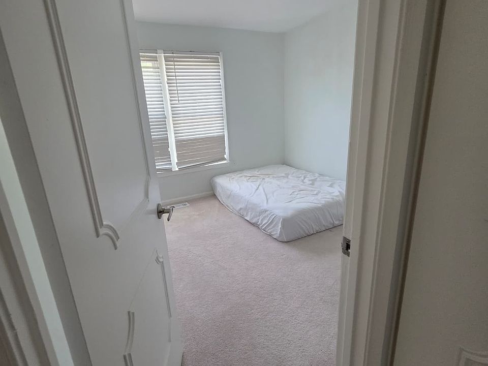 1st image of 7550 Kousa Ln