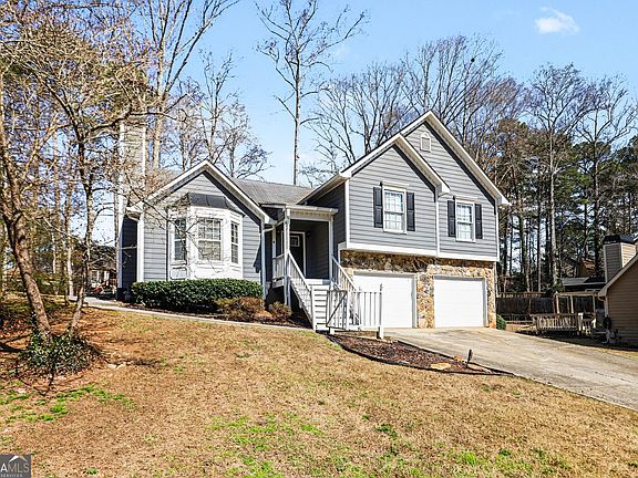 2nd image of 4810 Hillside Ct